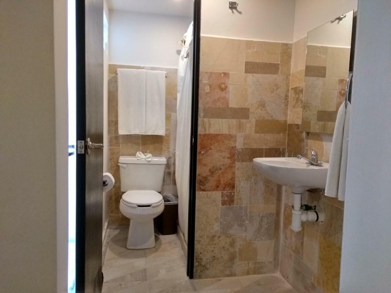 Suites 201 Puebla Eksteriør billede