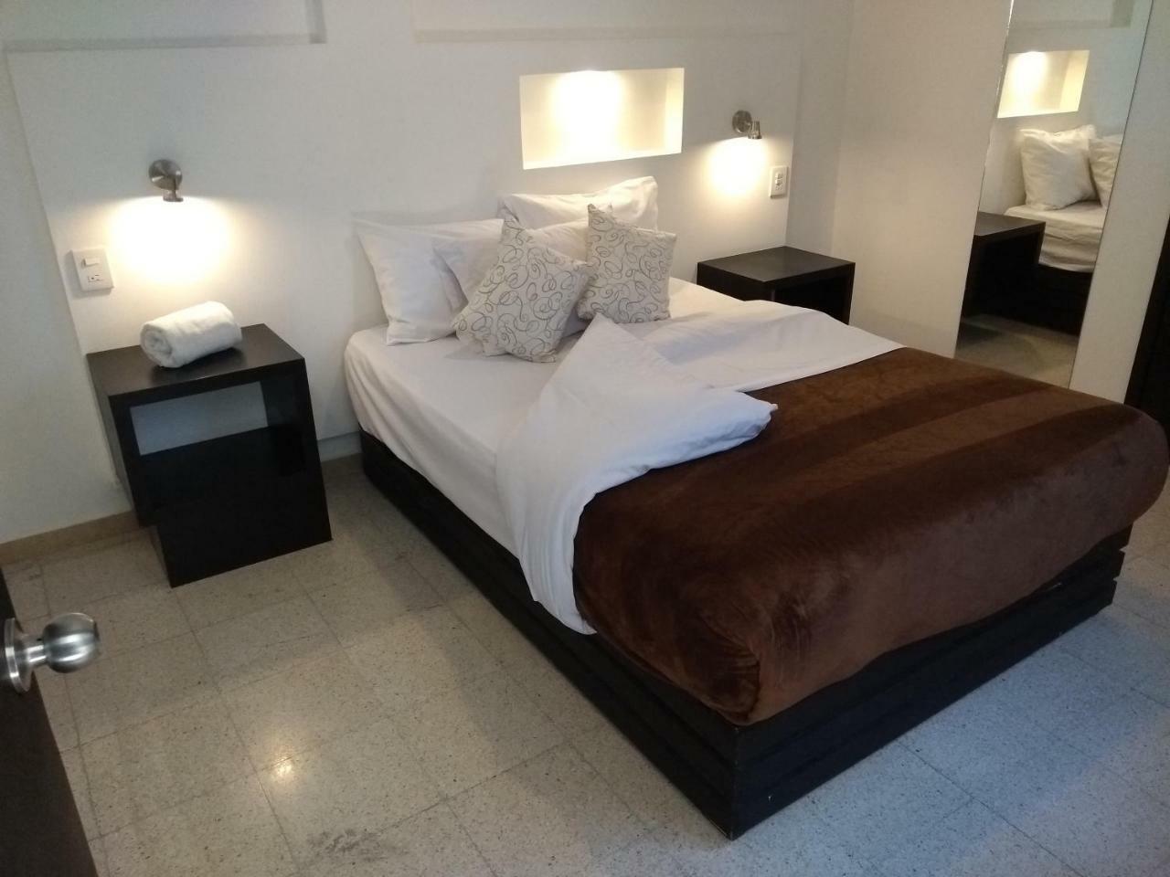 Suites 201 Puebla Eksteriør billede