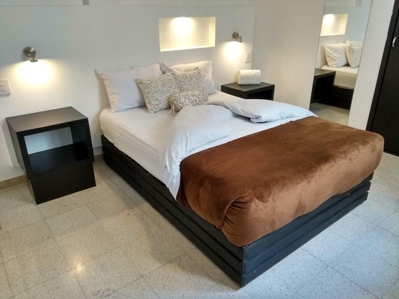 Suites 201 Puebla Eksteriør billede